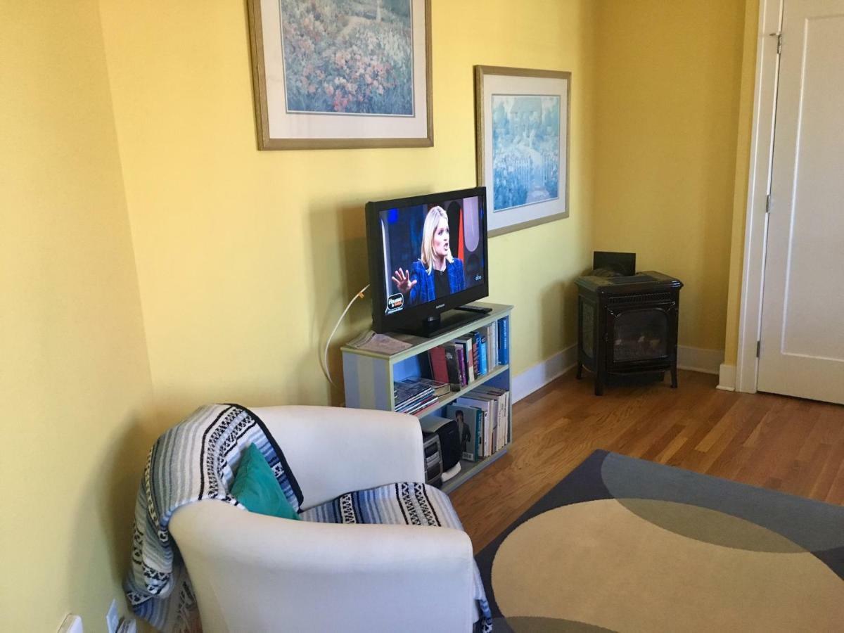The Villa Bed & Breakfast (Adults Only) Tacoma Kamer foto