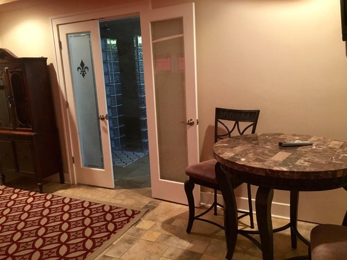 The Villa Bed & Breakfast (Adults Only) Tacoma Kamer foto