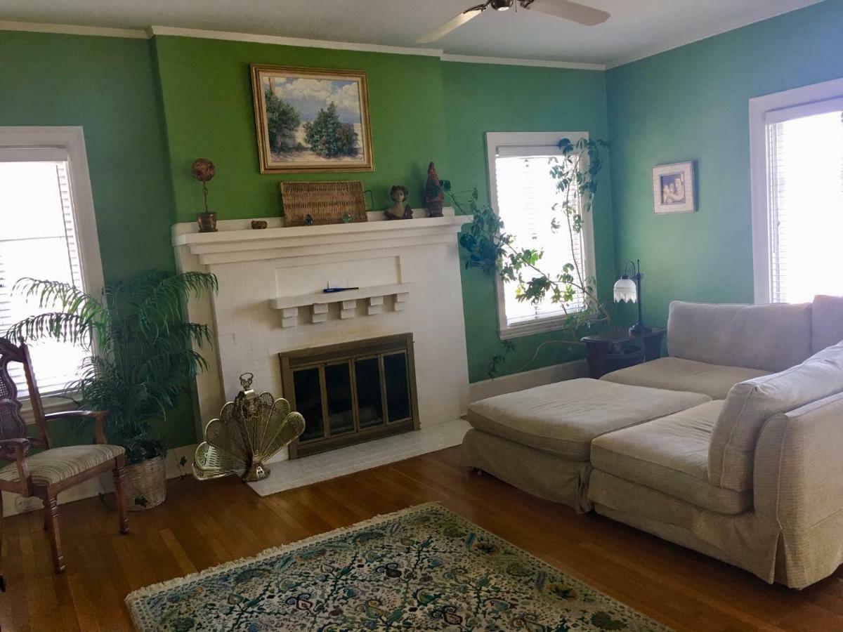 The Villa Bed & Breakfast (Adults Only) Tacoma Kamer foto